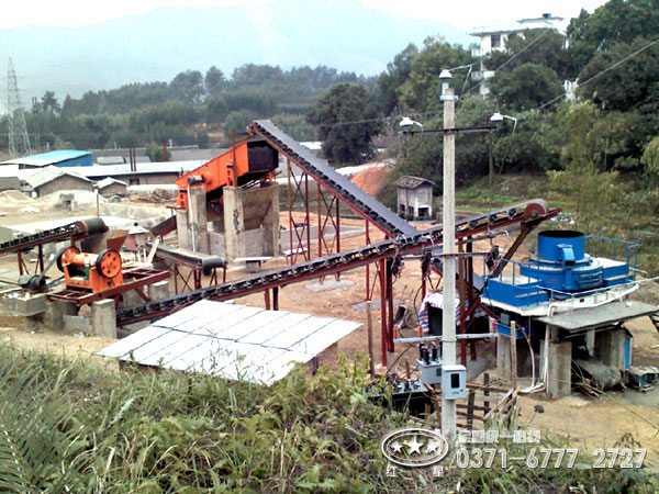 河卵石制砂生產(chǎn)線現(xiàn)場 河卵石制砂生產(chǎn)線現(xiàn)場