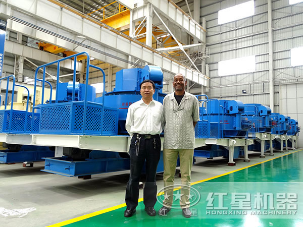 外商來制砂機(jī)廠家參觀 外商來制砂機(jī)廠家參觀
