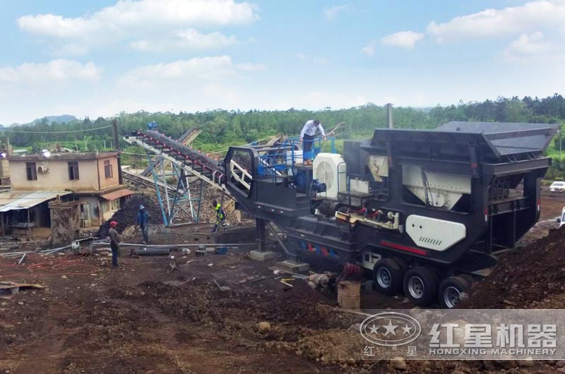 毛里求斯時(shí)產(chǎn)200噸單臺(tái)建筑垃圾移動(dòng)制沙機(jī)現(xiàn)場 毛里求斯時(shí)產(chǎn)200噸單臺(tái)建筑垃圾移動(dòng)制沙機(jī)現(xiàn)場