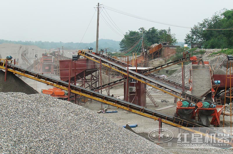 對輥破破碎生產現場 對輥破破碎生產現場