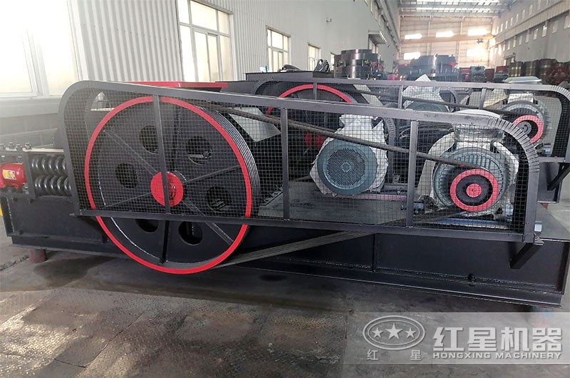 對輥制砂機(jī) 對輥制砂機(jī)